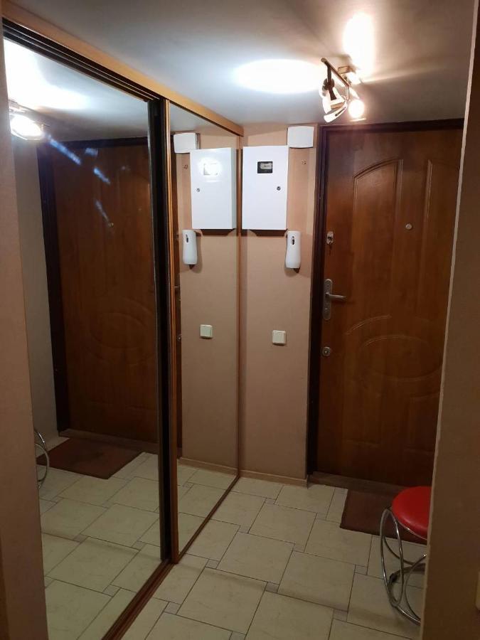 Центр, Євгена Коновальця, 3 Apartment ลุตสกาย ภายนอก รูปภาพ