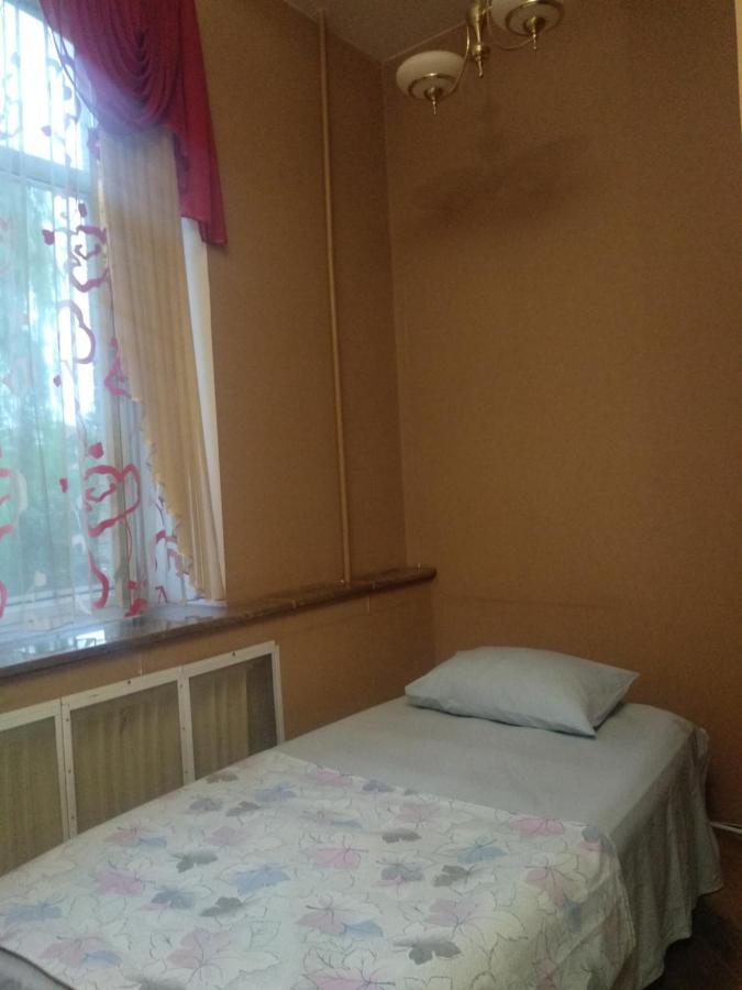 Центр, Євгена Коновальця, 3 Apartment ลุตสกาย ภายนอก รูปภาพ